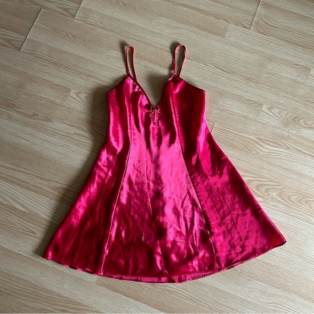 Vintage Inner Most Red Slip Women’s ML